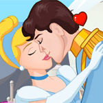 Free online html5 games - Cinderella Sweet Kissing game 