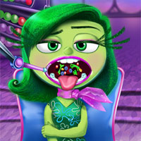 Free online html5 games - Disgust Throat Doctor game 