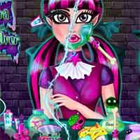 Free online html5 games - Draculaura Total Makeover game 